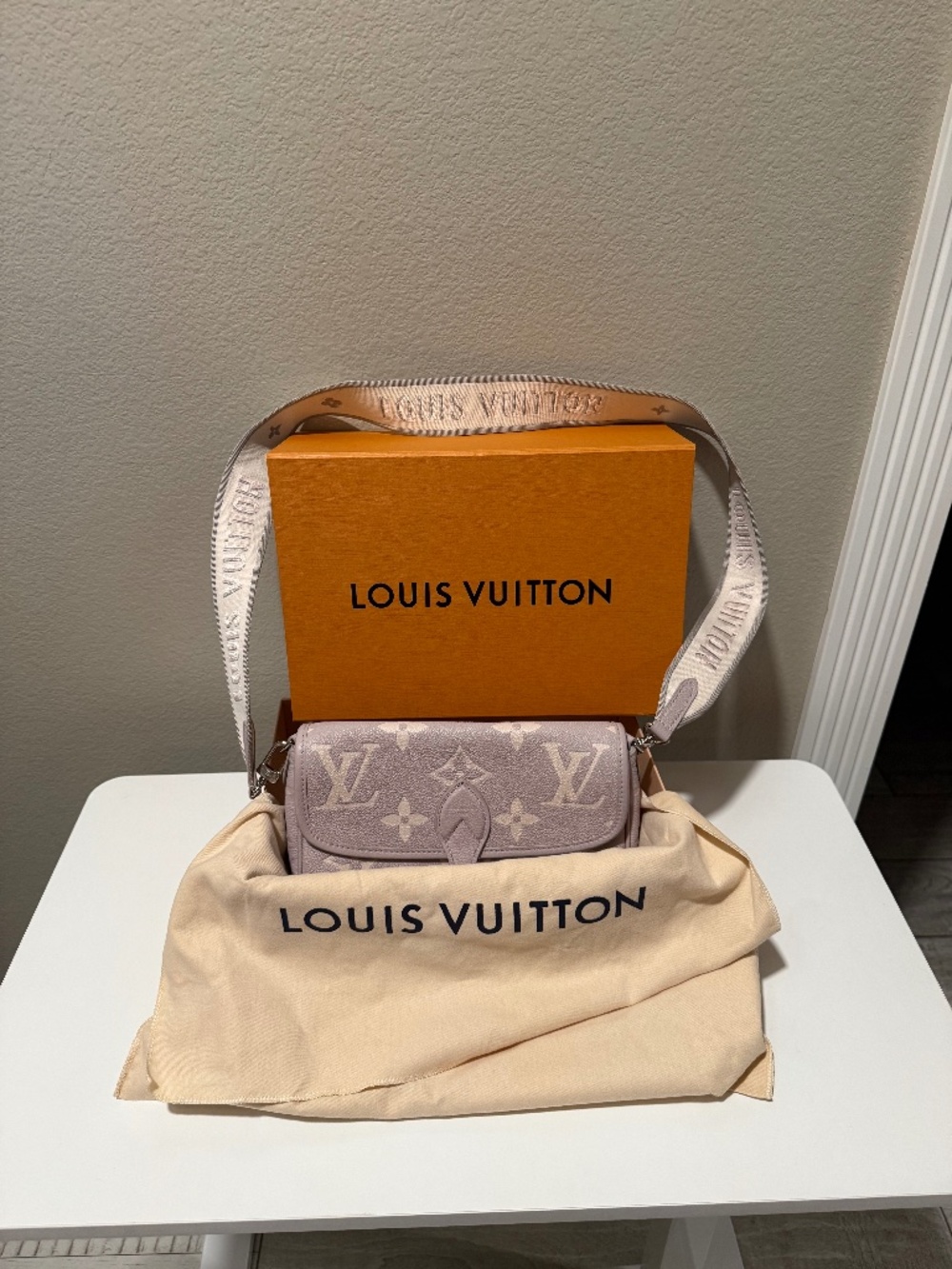 Louis Vuitton Diane Monogram Empreinte Leather – Tourterelle Beige/Cream